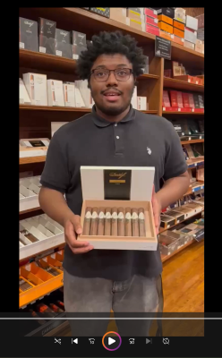 Matthew introduces the HumidourTop5 number two pick, the Davidoff Maduro.